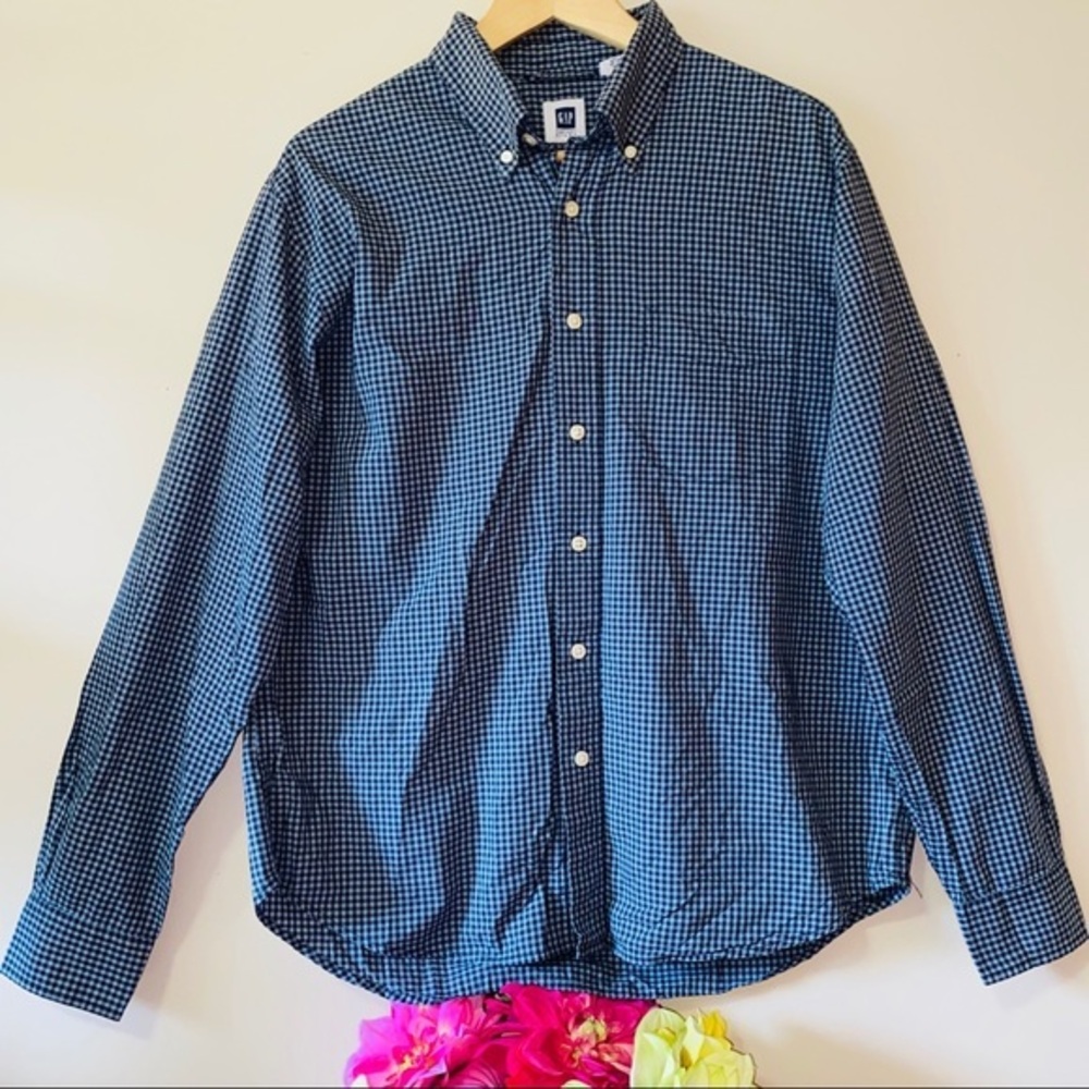GAP button down dress shirt